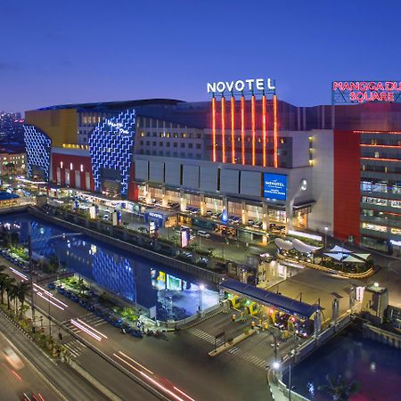 Novotel Jakarta Mangga Dua Square Exterior foto